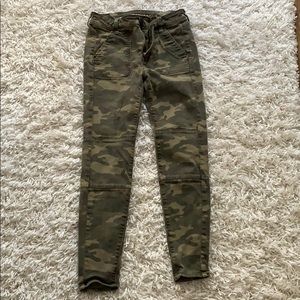 Camo jeans